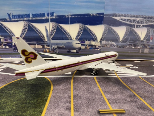 InFlight200 1:200 Thai Airways B777-3D7 HS-TKF [Speedline Livery] IF7773TG1223 3