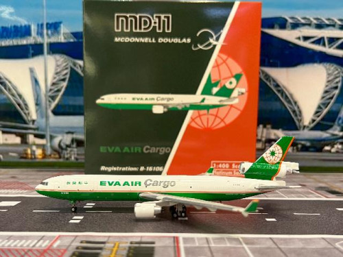 Phoenix 1:400 Eva Air Cargo MD-11 B-16106 PH12043 [Width 12 Length 15 Height 4.5 cm]