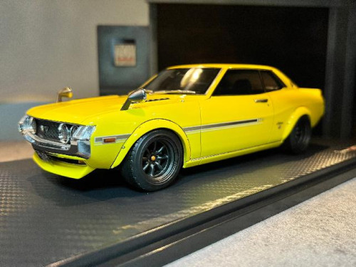 Ignition: IG2595 1:18 Toyota Celica 1600GTV (TA22) Yellow [Width 10 Length 25 Height 7 cms] 