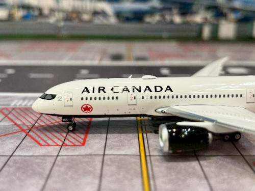 Phoenix 1:400 Air Canada 787-8 C-GHPY P4667 [Width 15 Length 14 Height 4 cm] 5
