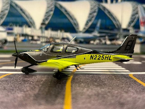 Gemini Jets 1:72 Cirrus SR22T N225HL GG022 [Width 16 Length 11 Height 3.5 cm] 5