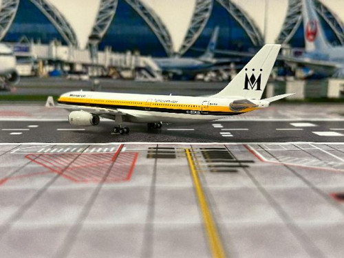Phoenix 1:400 Monarch A330-200 G-EOMA PH1963 6