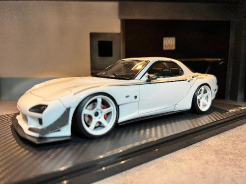 Ignition [IG2044] 1:18 FEED RX-7 (FD3S) White  [Width 10 Length 25 Height 7 cm]