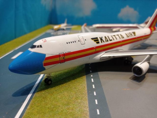 XX20120 1:200 Kalitta Air 747-400(BCF)Mask N744CK [Width 30 Length 35 Height 6 cms] 4