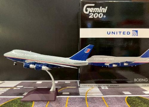 Gemini Jets 1:200 United 747SP N145UA G21160 [Width 29 Length 27 Height 10 cm]