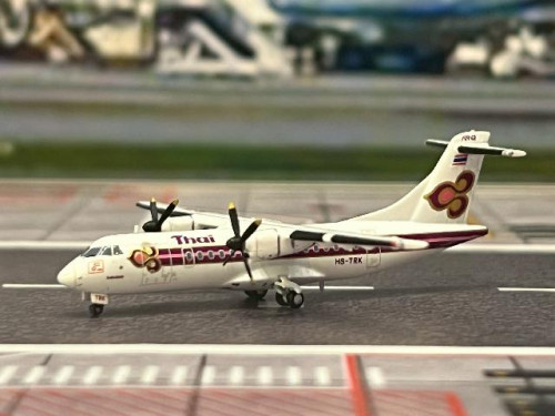 JC Wings 1:400 Thai Airways ATR 42-320 HS-TRK LH4238 [Width 6 Length 6 Height 1.5 cm] 1