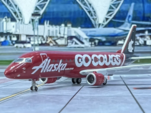 Gemini Jets 1:400 Alaska/Horizon Air E175LR N661QX 'Go Cougs' GJ2250 6