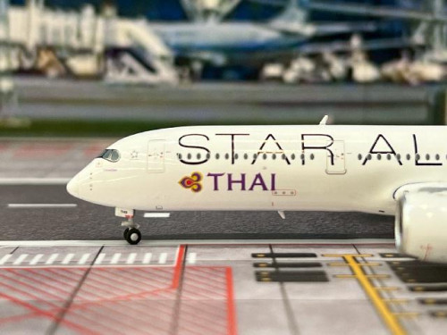 JCWings 1:400 Thai A350-900XWB Star Alliance HS-THQ XX40201 [Width 16 Length 16.5 Height 4 cm] 3