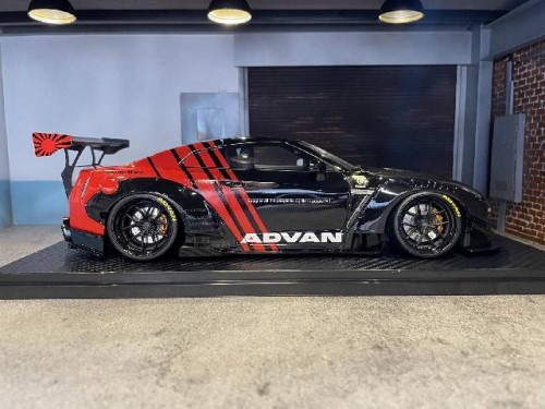 Ignition [IG2345] 1:18 LB-Works Nissan GT-R R35 Type2 Blk