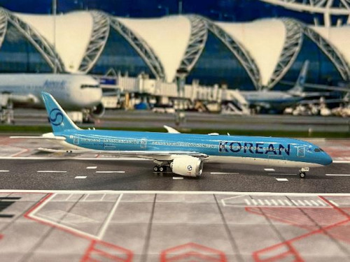 Phoenix 1:400 Korean Air 787-10 HL8515 P4652 [Width 15 Length 17 Height 4 cm] 2