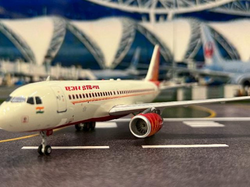 Inflight 1:200 Air India A320-231 VT-ESF IF320AI0524 [Width 17 Length 18.5 Height 6 cm] 5