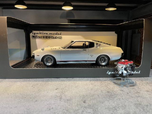 IG2605 1:18 Toyota Celica 1600GT LB(TA27)Whi With Enginr [Width 10 Length 25 Height 7 cms] 9