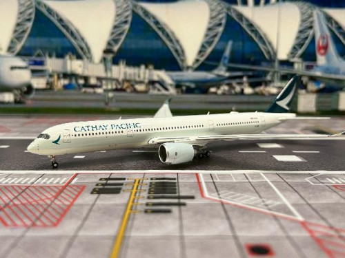 JCWings 1:400 Cathay Pacific A350-900XWB B-LRX SA4047 [Width 16 Length 16.5 Height 4 cm] 1