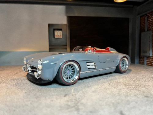 GT-Spirit: GT383 1:18 MB Speedster Custom Slang 500 [Width 10 Length 25 Height 6 cms]  