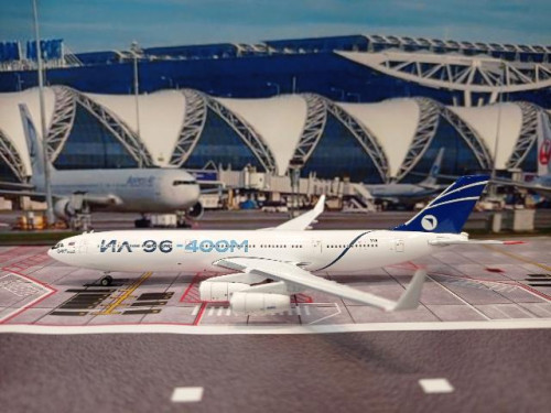 Phoenix 1:400 Polet IL-96-400T RA-96102 PH1914 [Width 15 Length 13.5 Height 4 cms] 3