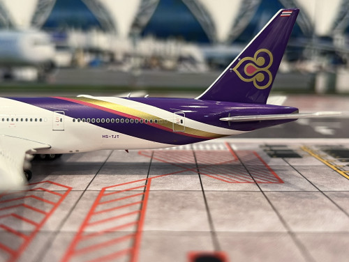 Phoenix 1:400 Thai Airways B777-200ER HS-TJT PH1803 [Width 16 Length 16.5 Height 5 cm] 6