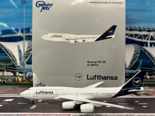 Gemini Jets 1:400 Lufthansa 747-8 D-ABYA GJ2209 [Width 18 Length 18.5 Height 4.5 cm]