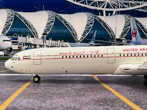 JC Wings 1:200 UAE Government VC-10 Srs1101 G-ARVF LH2384 [Width 22 Length 24 Height 6 cms] 3