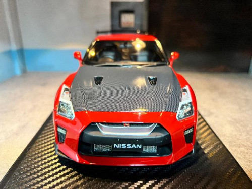 Ignition Model 1:18 Nissan GT-R35 Premium Edition Red IG1759 6