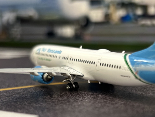 Phoenix 1:400 Air Tanzania 737-9max 5H-TCP PH1946 2