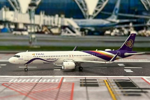 Phoenix 1:400 Thai Airways A321neo HS-TOA PH12059 [Width 9 Length 11 Height 2.5 cm] 1
