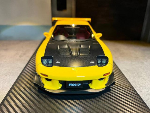 Ignition: IG2228 1:18 Mazda RX-7 (FD3S) Yellow [Width 10 Length 25