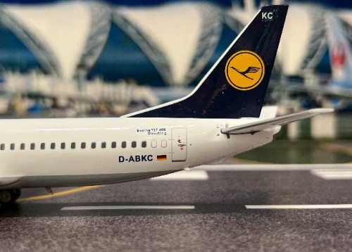 JFox 1:200 Lufthansa 737-430 D-ABKC JF7374002 [Width 14 Length 18.5 Height 5.5 cm] 6