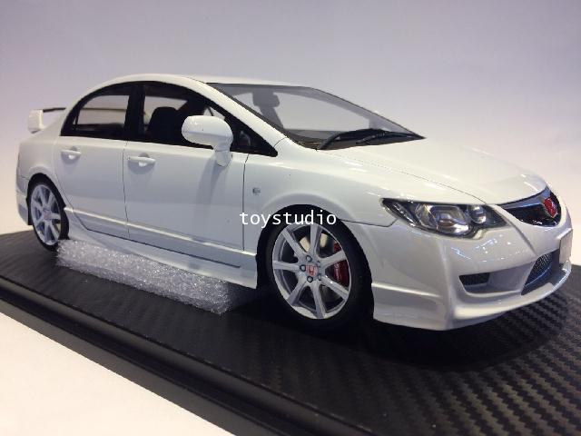 ONEMODEL 1:18 Civic Type R FD2 Late Version Whi 17A17-0107