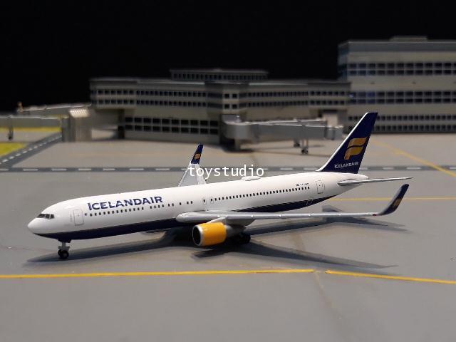HERPA WINGS 1:500 Icelandair 767-300 Eldgja TF-ISP HW533102