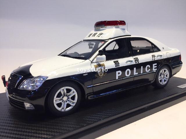 Ignition Model 1:18 Toyota Crown (GRS180) Police Departmen Motor IG1914