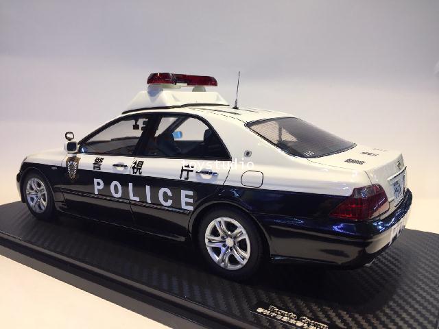 Ignition Model 1:18 Toyota Crown (GRS180) Police Departmen Motor IG1914 3