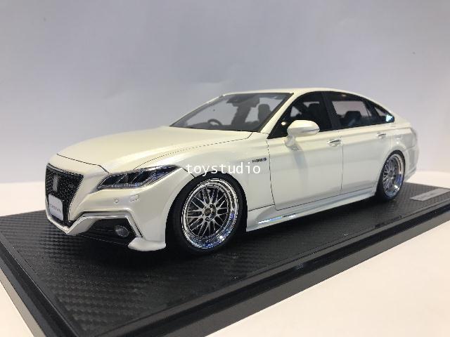 Ignition Model 1:18 Toyota Crown (220) 3.5L RS Advance Whi IG1677