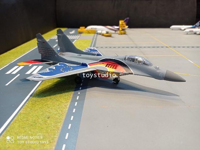 Herpa Wings 1:72 Luftwaffe Mikoyan MiG-29A Fulcrum HW580557 0