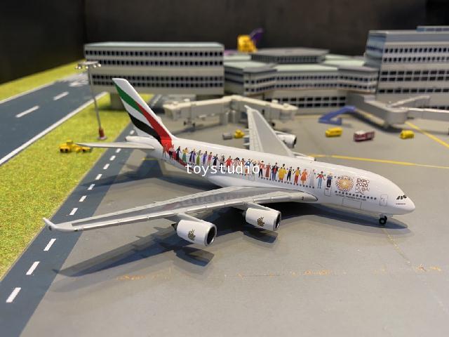 Herpa Wings 1:500 Emirates A380 Year of Tolerance A6-EVB HW534352