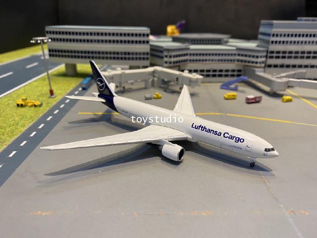 Herpa Wings 1:500 Lufthansa Cargo 777F D-ALFF HW533188