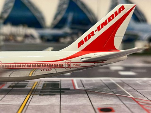 JC Wings 1:400 Air India 747-400 VT-ESP Flaps Down XX40034A 4