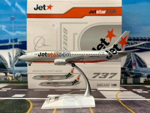 JCWings 1:200 Jetstar 737-400 VN-A194 XX20387 [Width 14 Length 18.5 Height 5.5 cm]