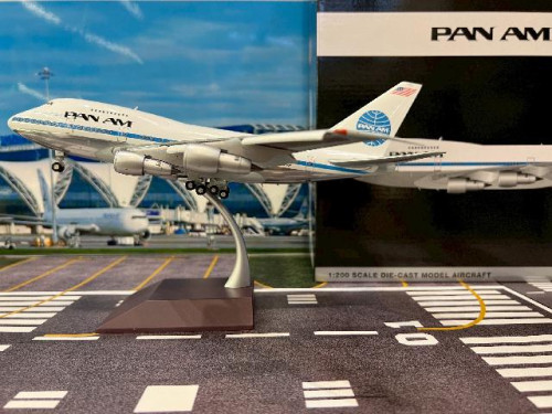  Gemini Jets 1:200 Pan Am 747SP N539PA G21157F [Width 29 Length 27 Height 10 cms]