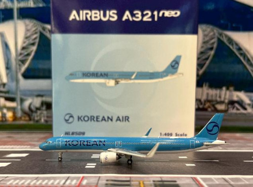 Phoenix 1:400 Korean Air A321neo HL8509 P4668 [Width 9 Length 11 Height 2.5 cm]