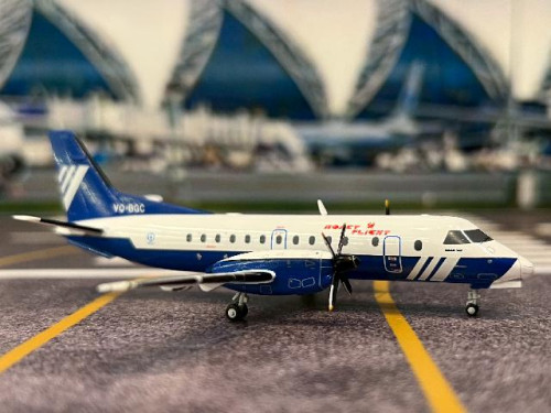 JC Wing 1:200 Polet Flight Saab 340B VQ-BGC XX20464 [Width 10.5 Length 9.5 Height 3 cm] 2