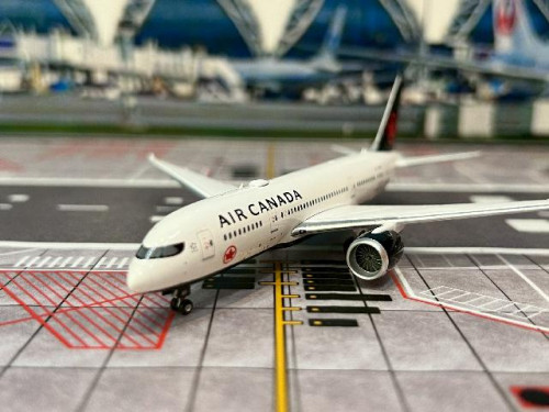 Phoenix 1:400 Air Canada 787-8 C-GHPY P4667 [Width 15 Length 14 Height 4 cm] 7