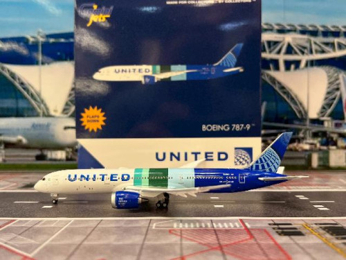 Gemini Jets 1:400 United Airlines B787-9 N24988 Flaps Down 'SAF' GJ2333F