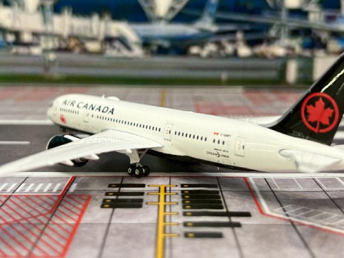 Phoenix 1:400 Air Canada 787-8 C-GHPY P4667 [Width 15 Length 14 Height 4 cm] 8