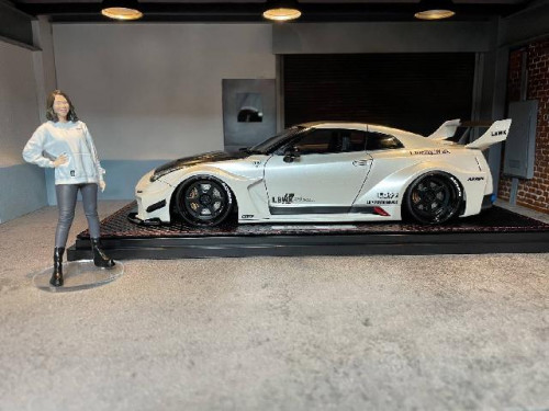 Nissan GT-R Liberty Walk Silhouette - Ignition Model 1/18 Résine - Chisaki Kato IG2358