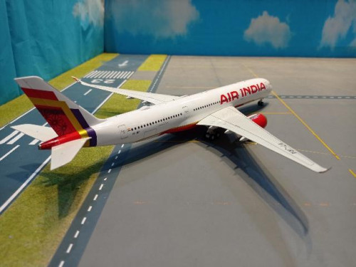 Inflight IF359AI1223 1:200 Air India A350-941VT-JRA [Width 32 Length 35 Height 7 cms] 3