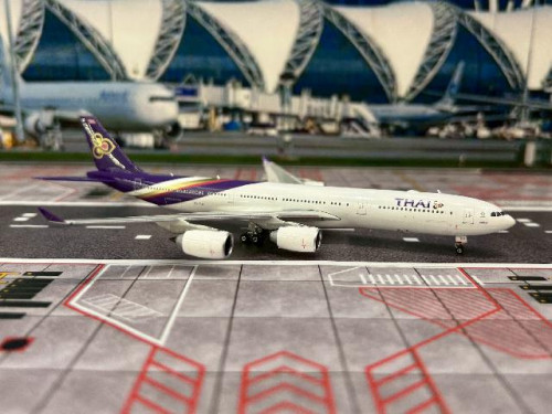 Phoenix 1:400 Thai A340-500 HS-TLB PH12025 [Width 16 Length 17 Height 4 cm] 2