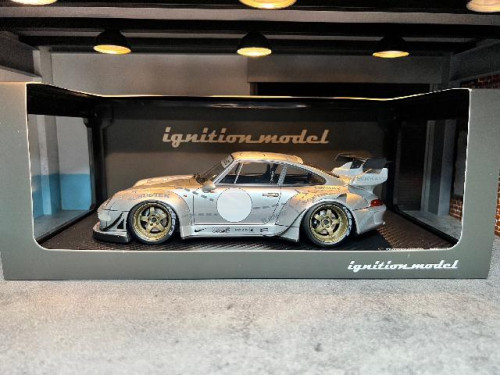 Ignition:IG2682 1:18 RWB 993 Silver Pig [Width 10 Length 24 Height