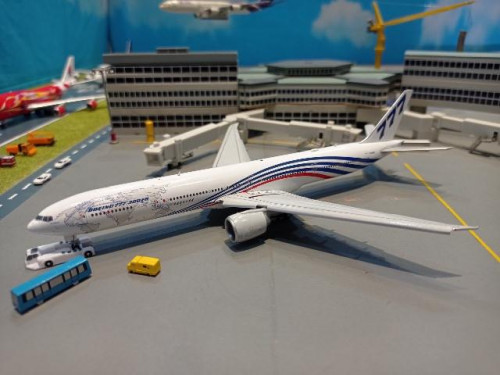  JCWings: XX4972A 1:400 Boeing 777-300ER Round The World Tour FD N5016R [Width 16 Length 18 Height 5