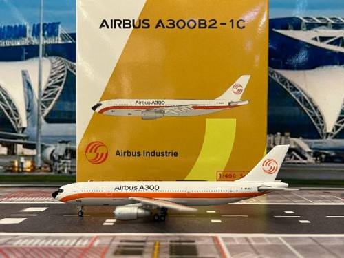 Phoenix 1:400 Airbus A300B2-1C F-WUAD PH12088 [Width 11 Length 13.5 Height 4 cm]