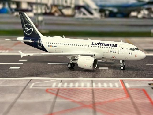 Gemini Jets 1:400 Lufthansa A319-100 D-AIBF GJ2022 [Width 8.5 Length 8.5 Height 3 cm] 2